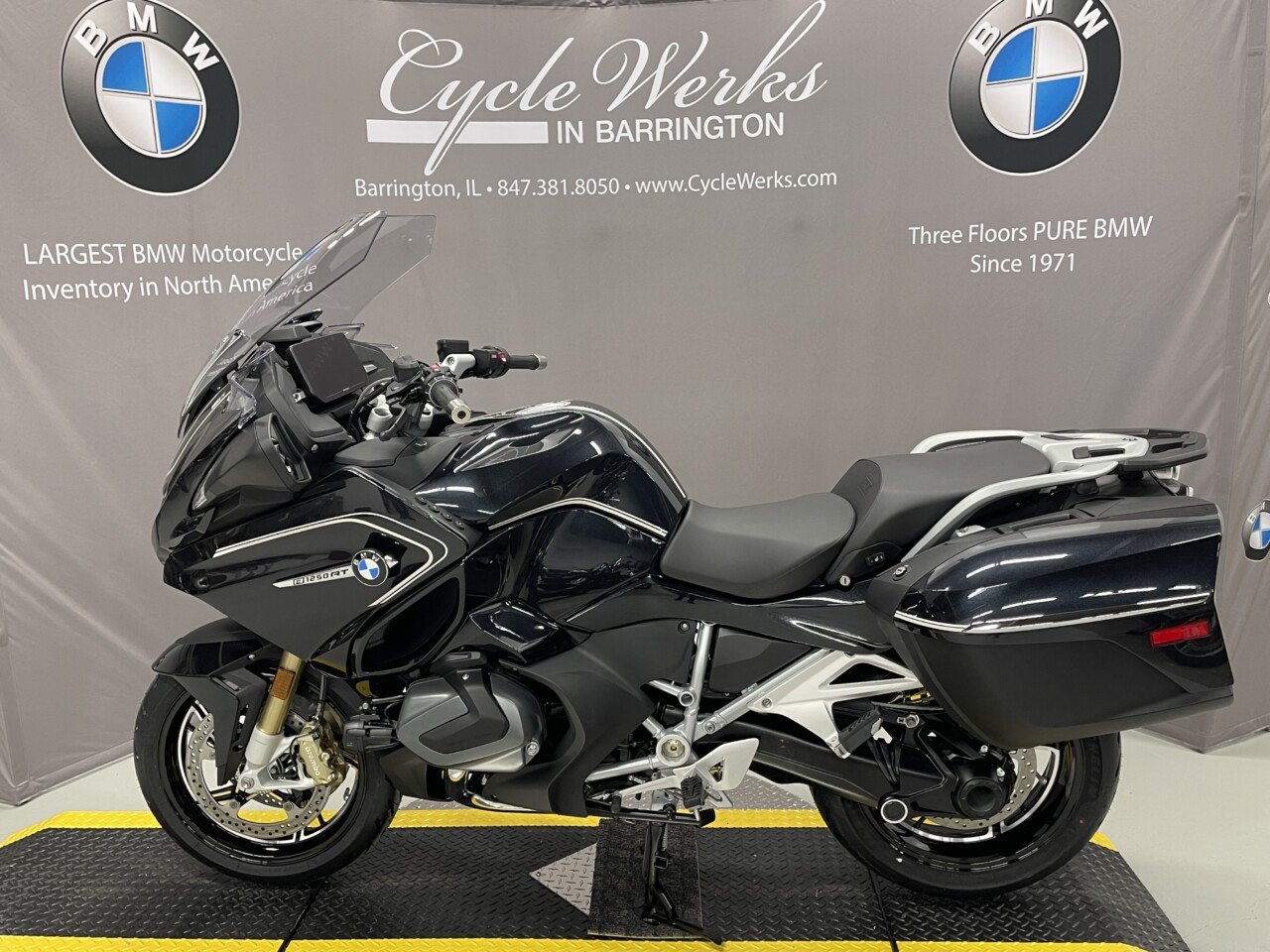 2024 BMW R1250RT New Motorcycle For Sale Barrington IL Cycle Werks