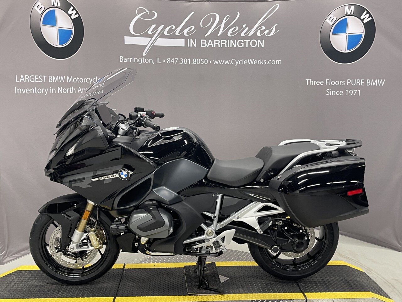 2024 BMW R1250RT New Motorcycle For Sale Barrington IL Cycle Werks