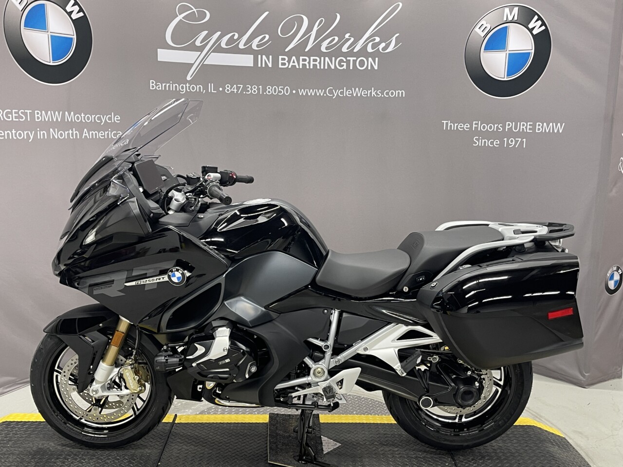 2024 BMW R1250RT New Motorcycle For Sale Barrington IL Cycle Werks