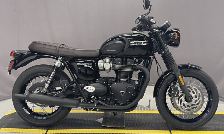 1954 Triumph T110 For Sale At Auction - Mecum Auctions